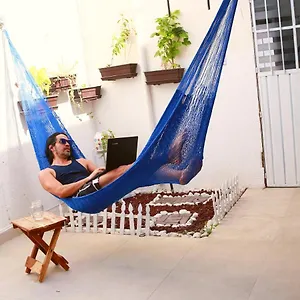 Cuarto Privado, Hamacas, Nuevo Jacuzzi Rooftop , Cancún México