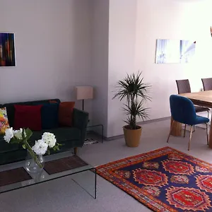 Spacious Next To Munich Apartment Starnberg